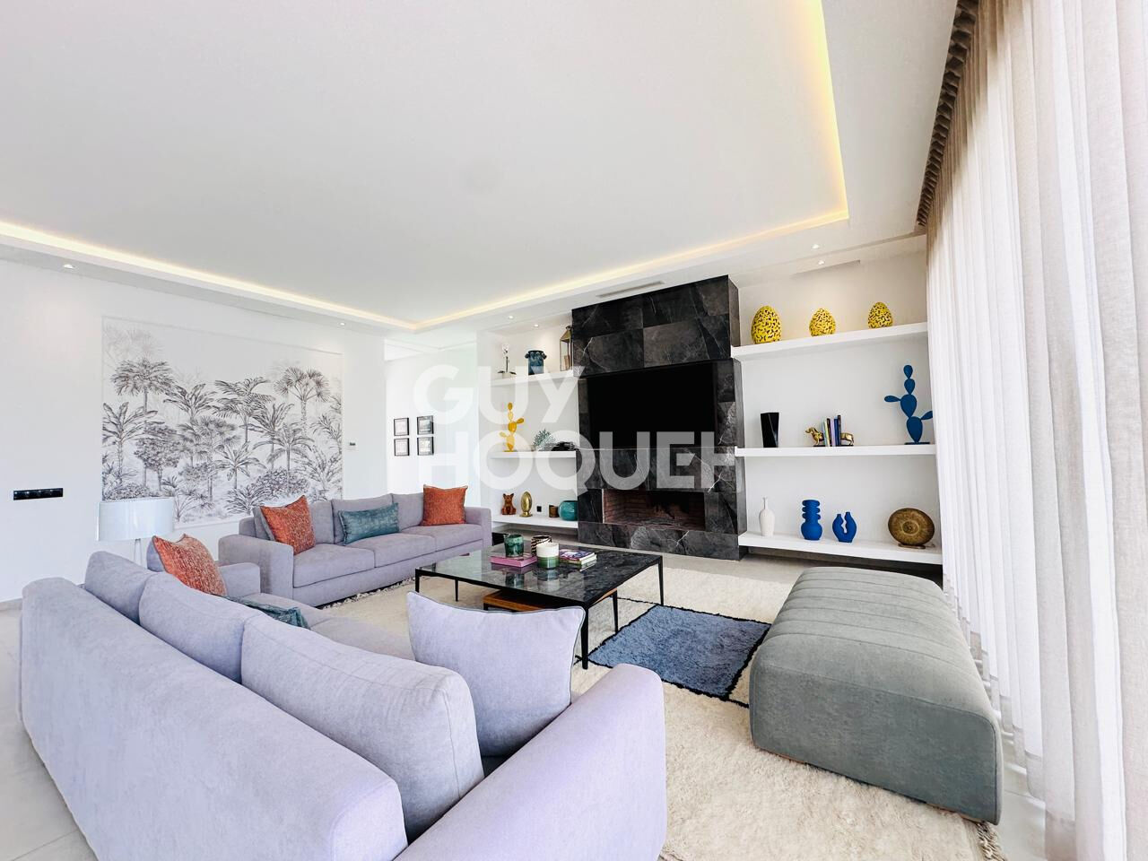 à louer: Villa de charme au Golf Amelkis, 4 chambres , 1200m² et 450m² habitable 