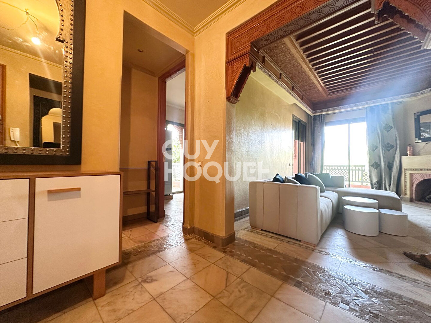 à louer: Grand Appartement 145m² 3 chambres avec piscine