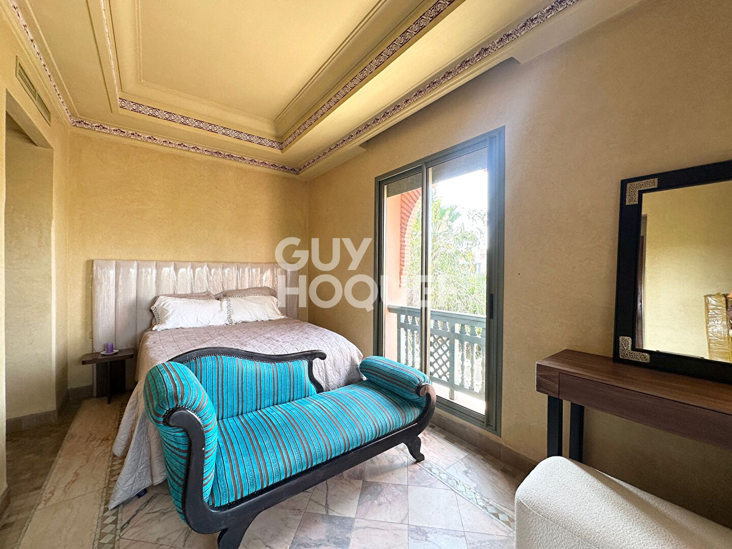 à louer: Grand Appartement 145m² 3 chambres avec piscine