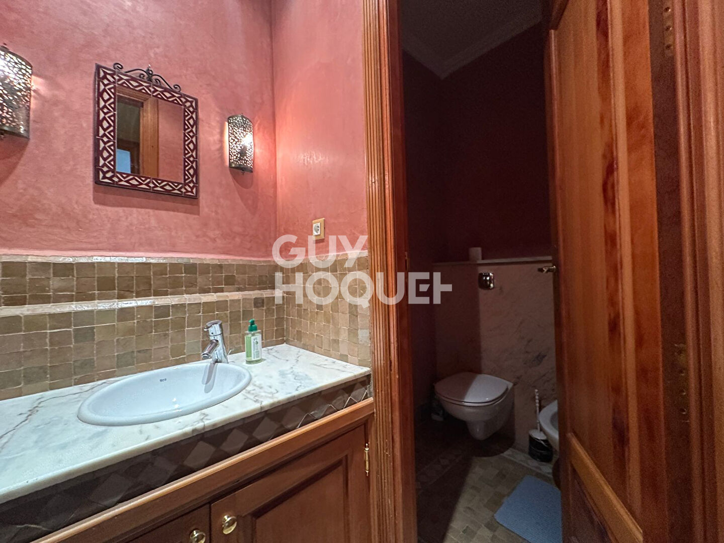 à louer: Grand Appartement 145m² 3 chambres avec piscine