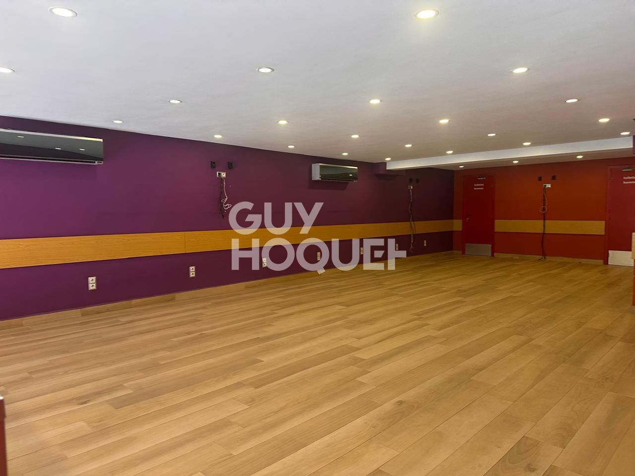 À LOUER  Local Commercial de 203 m², Idéal  pour Restauration à Marrakech