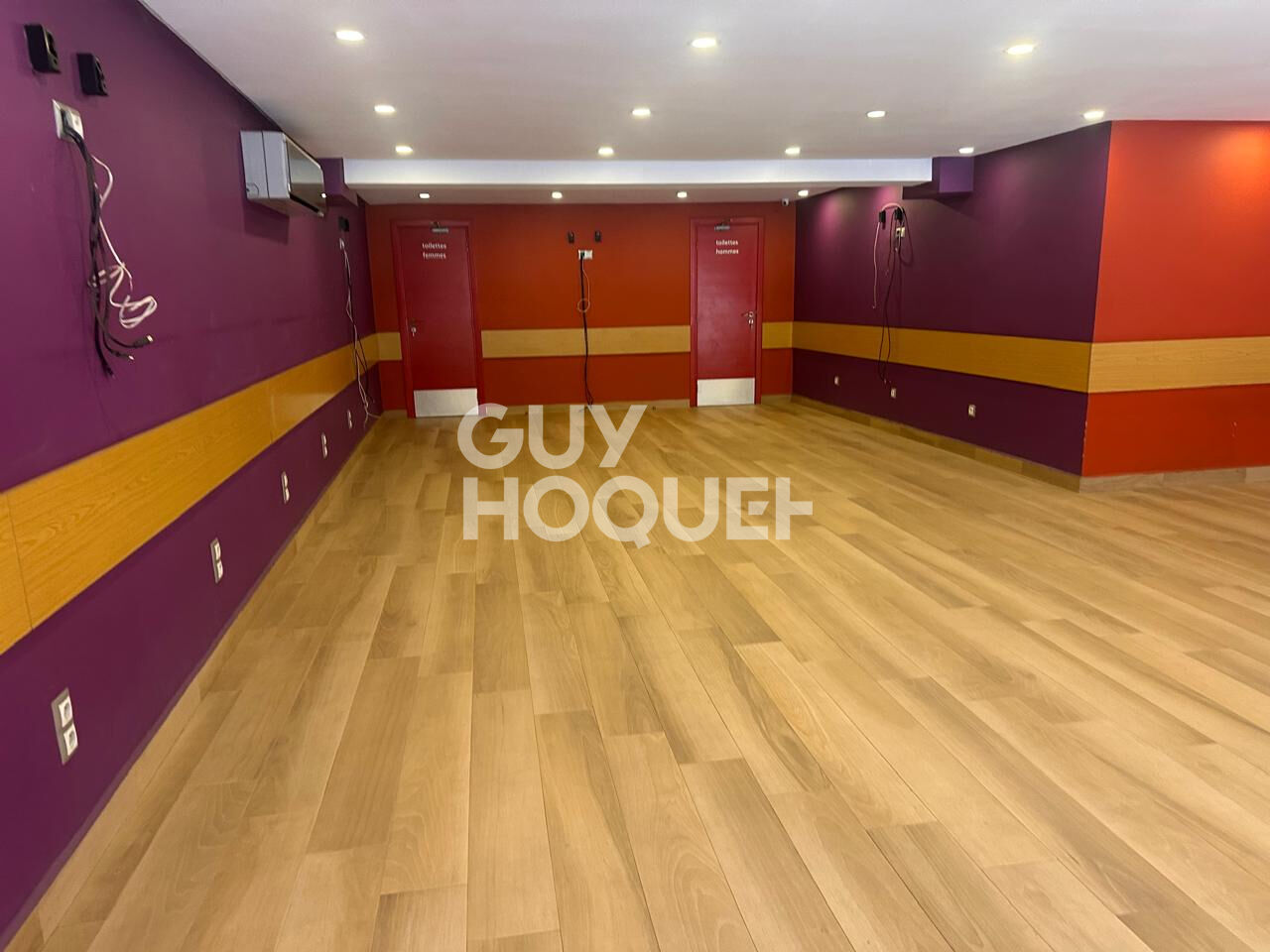 À LOUER  Local Commercial de 203 m², Idéal  pour Restauration à Marrakech