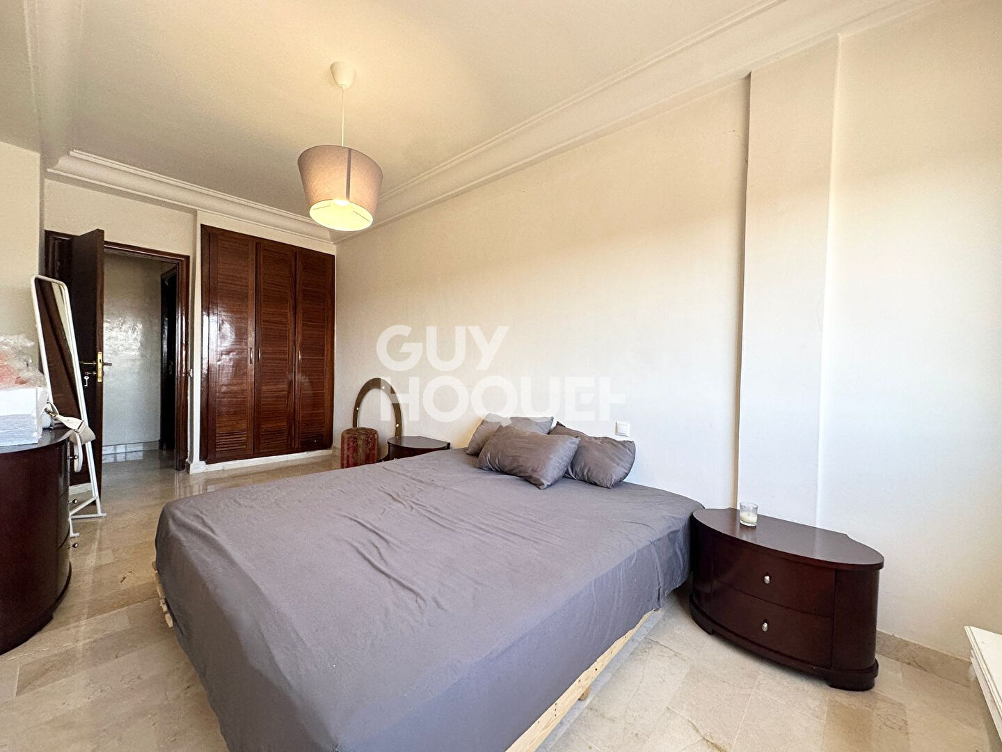 A LOUER  : appartement meublé de 3 pièces (100 m²) à gueliz semlalia.