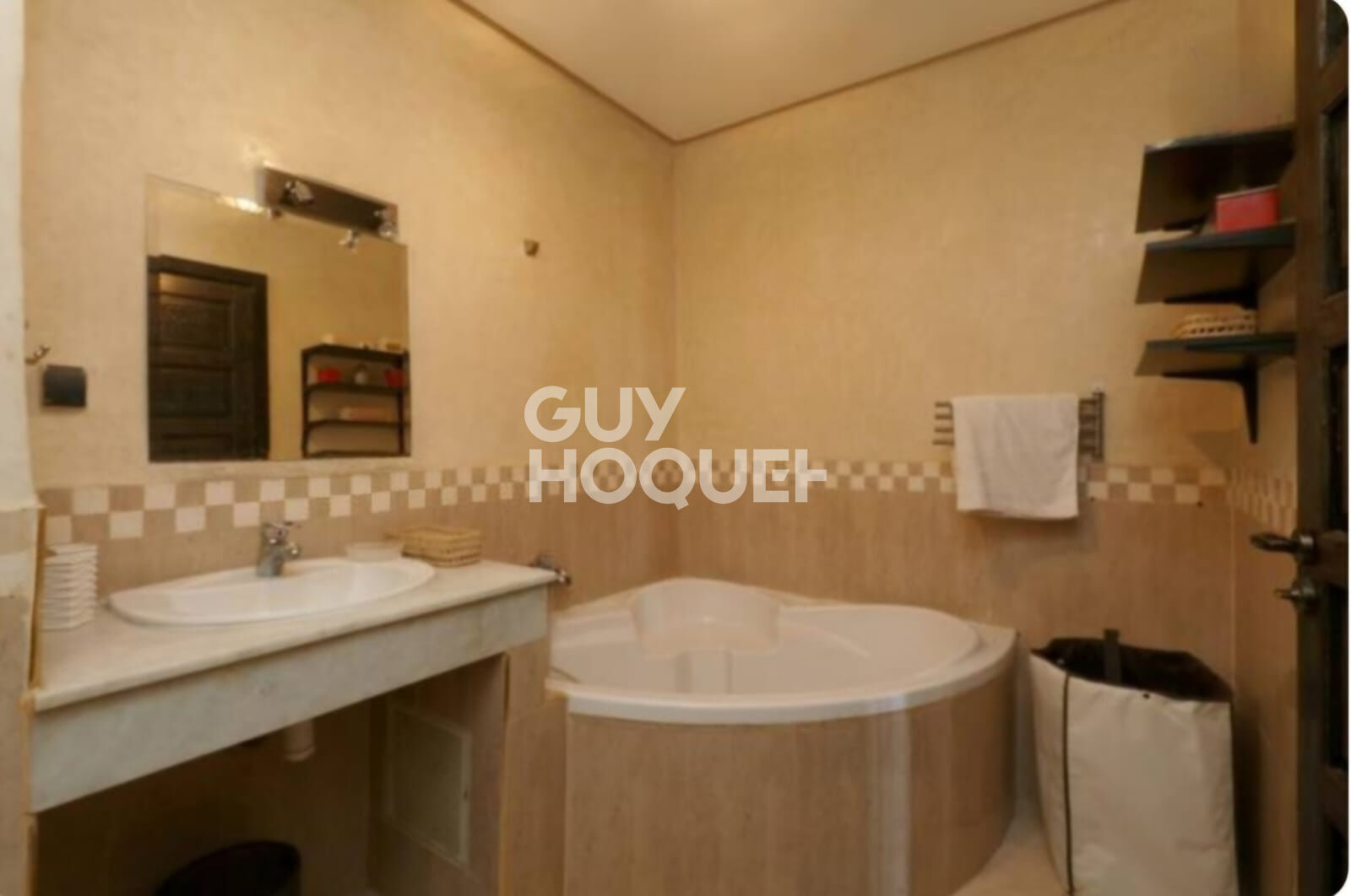 À vendre : Appartement spacieux de 3 pièces à Marrakech