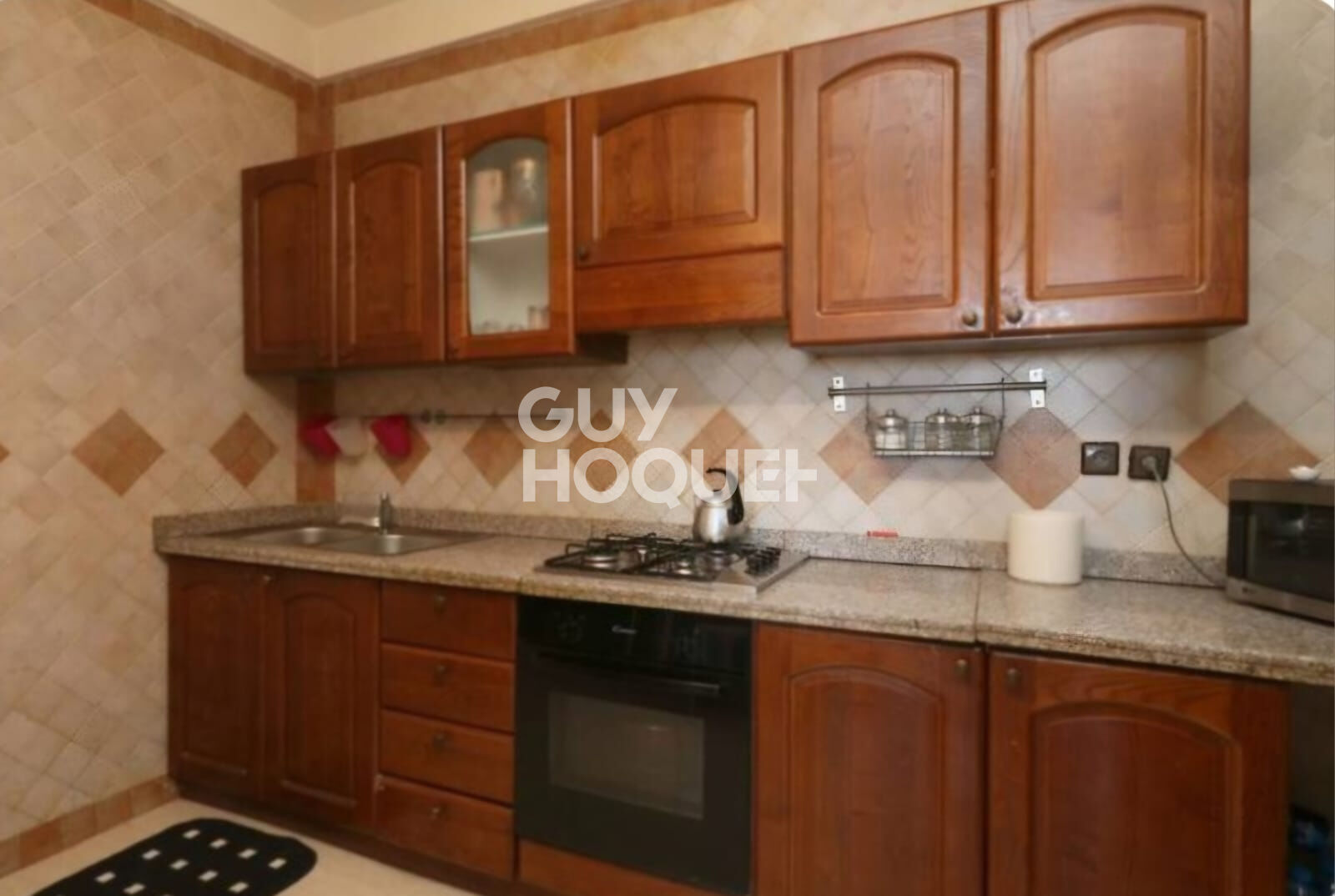 À vendre : Appartement spacieux de 3 pièces à Marrakech