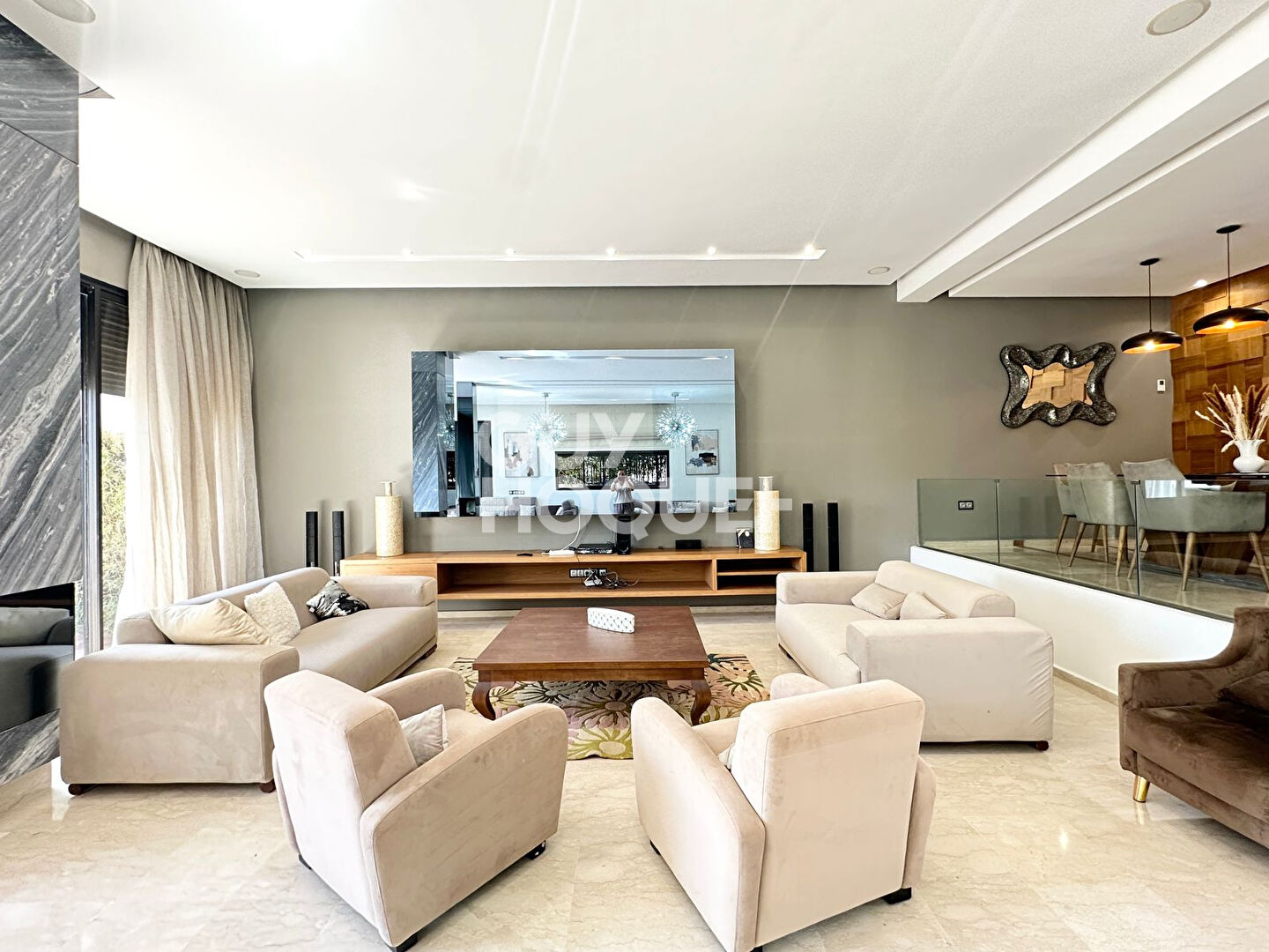 À LOUER : Superbe Villa avec Piscine à Golf Argane