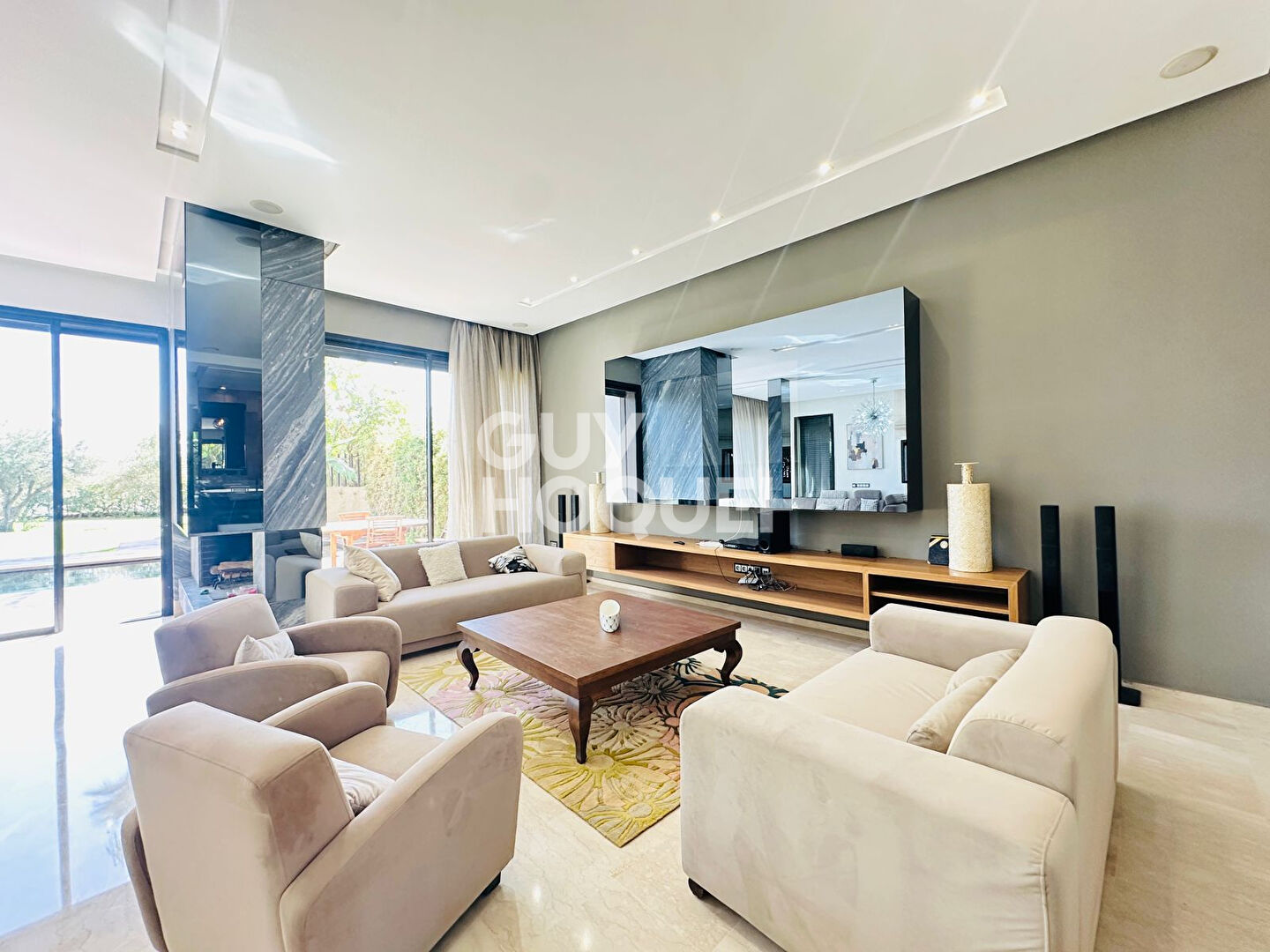 À LOUER : Superbe Villa avec Piscine à Golf Argane