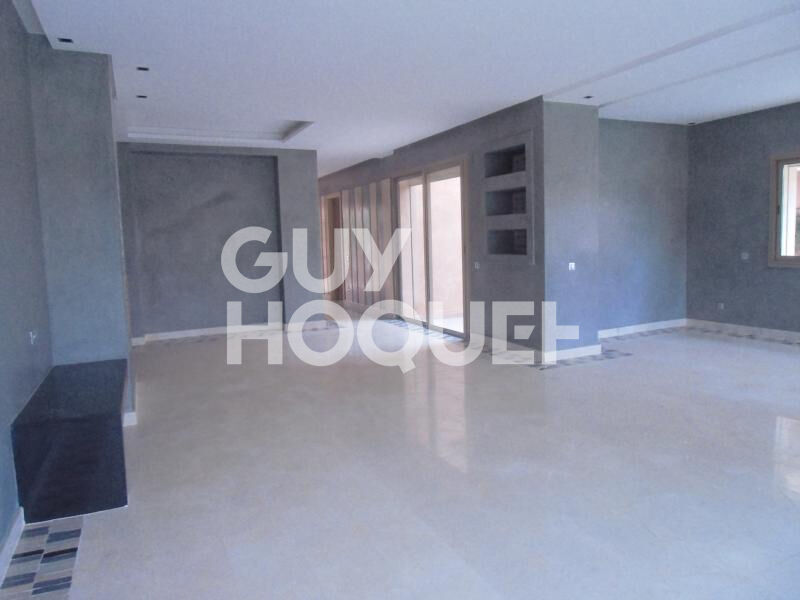 à vendre: villa de 450m² à prestigia