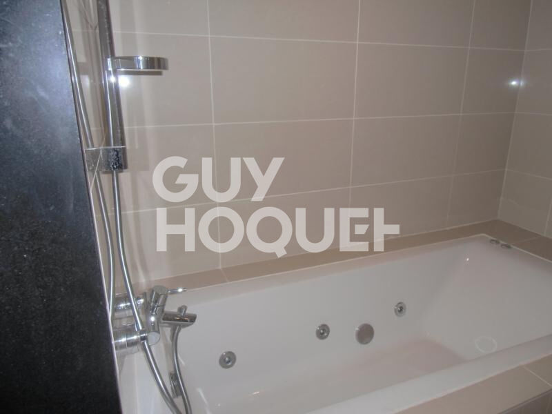 à vendre: villa de 450m² à prestigia