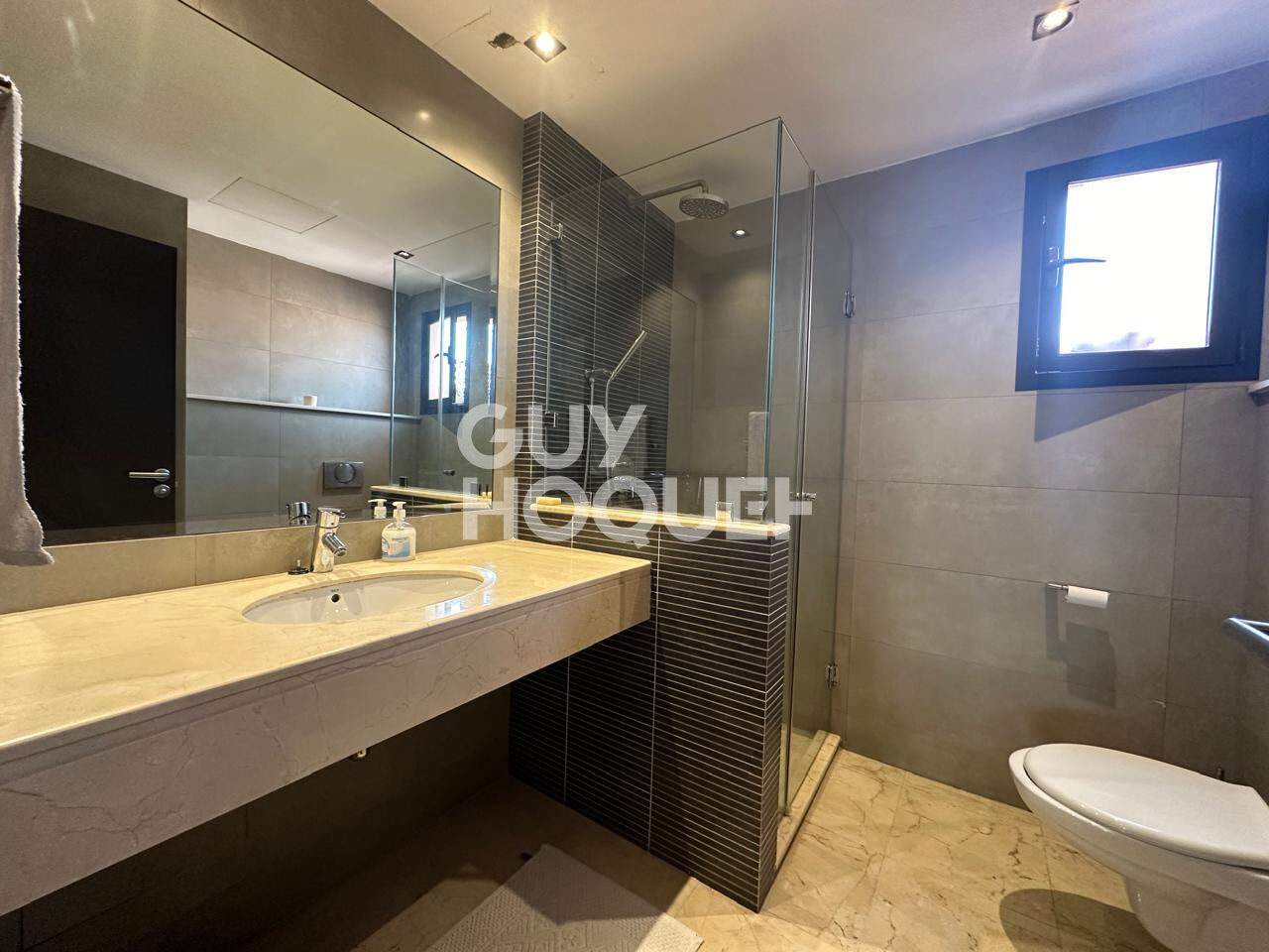 À vendre : Appartement moderne de 3 pièces à Marrakech - Secteur Majorelle