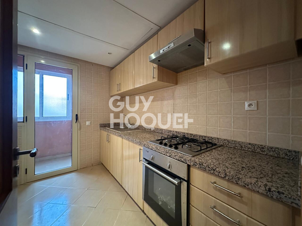 À louer ? Bel appartement 2 chambres dans une résidence familiale sécurisée avec piscine