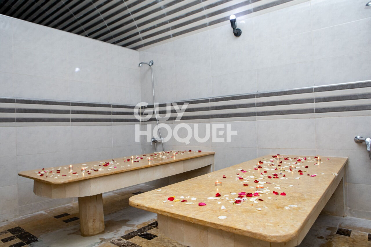 ACHAT/VENTE: Hammam Spa + Magasin - 450 m2 - Emplacement idéal