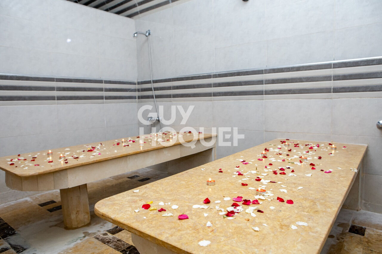 ACHAT/VENTE: Hammam Spa + Magasin - 450 m2 - Emplacement idéal