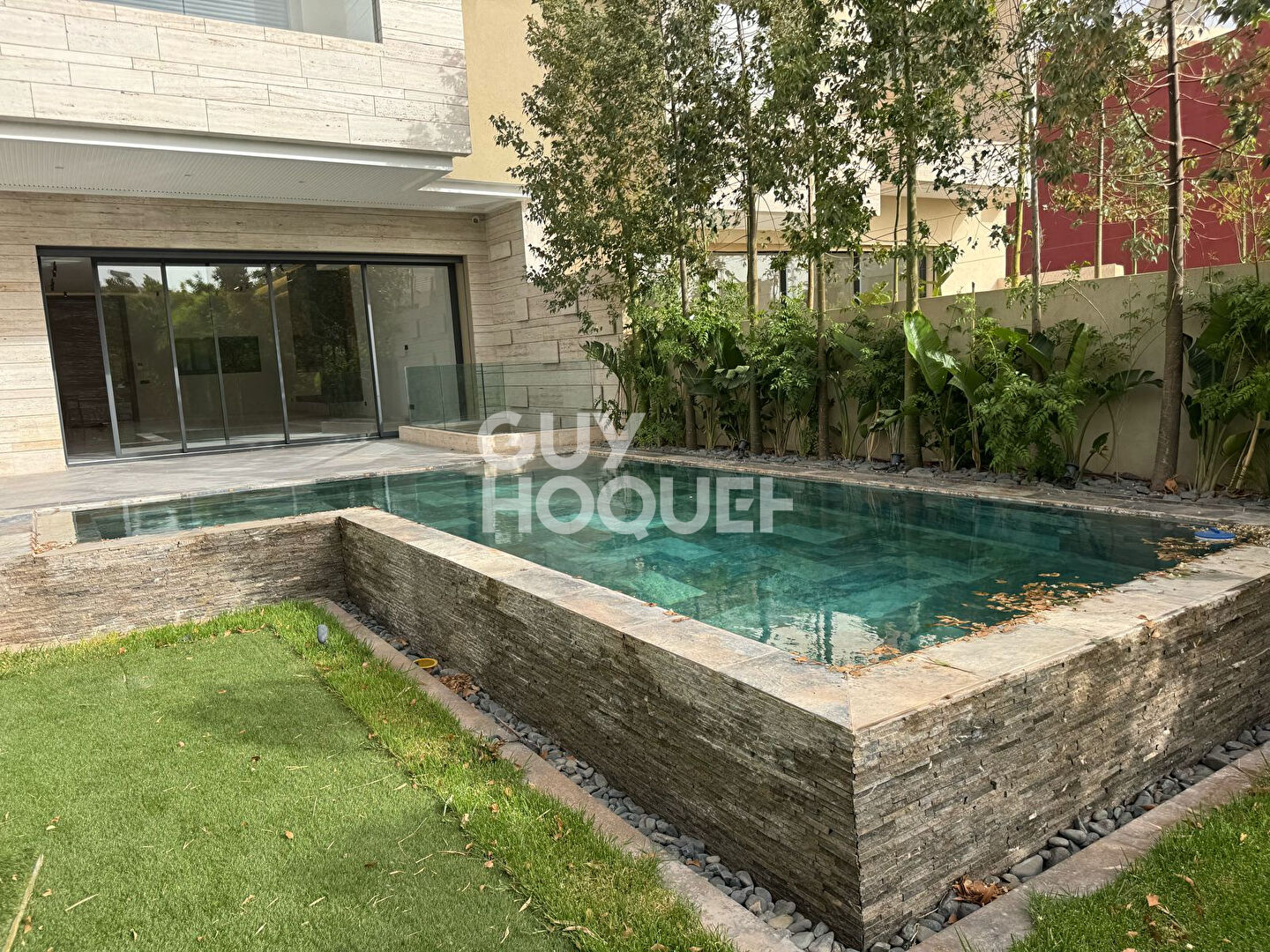 ACHAT/VENTE Villa de Grand Standing à Vendre à Marrakech - Chrifia