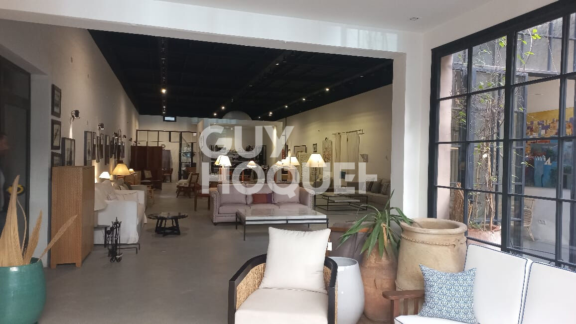 Achat/Vente Vente Pas-de-Porte / Grand Local Commercial de 1 200 m²