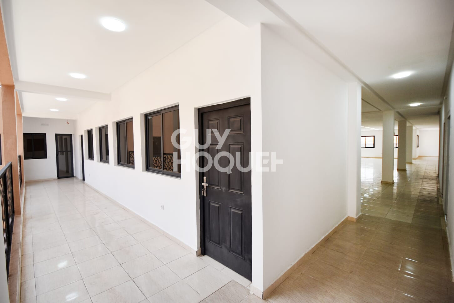 Achat/Vente Opportunité Exceptionnelle ? Entrepôt Commercial R+3 Idéalement Situé