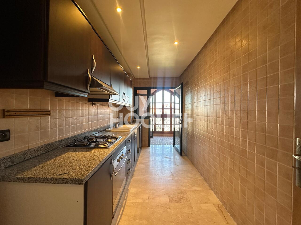 à louer: appartement 2 chambres vide à guéliz