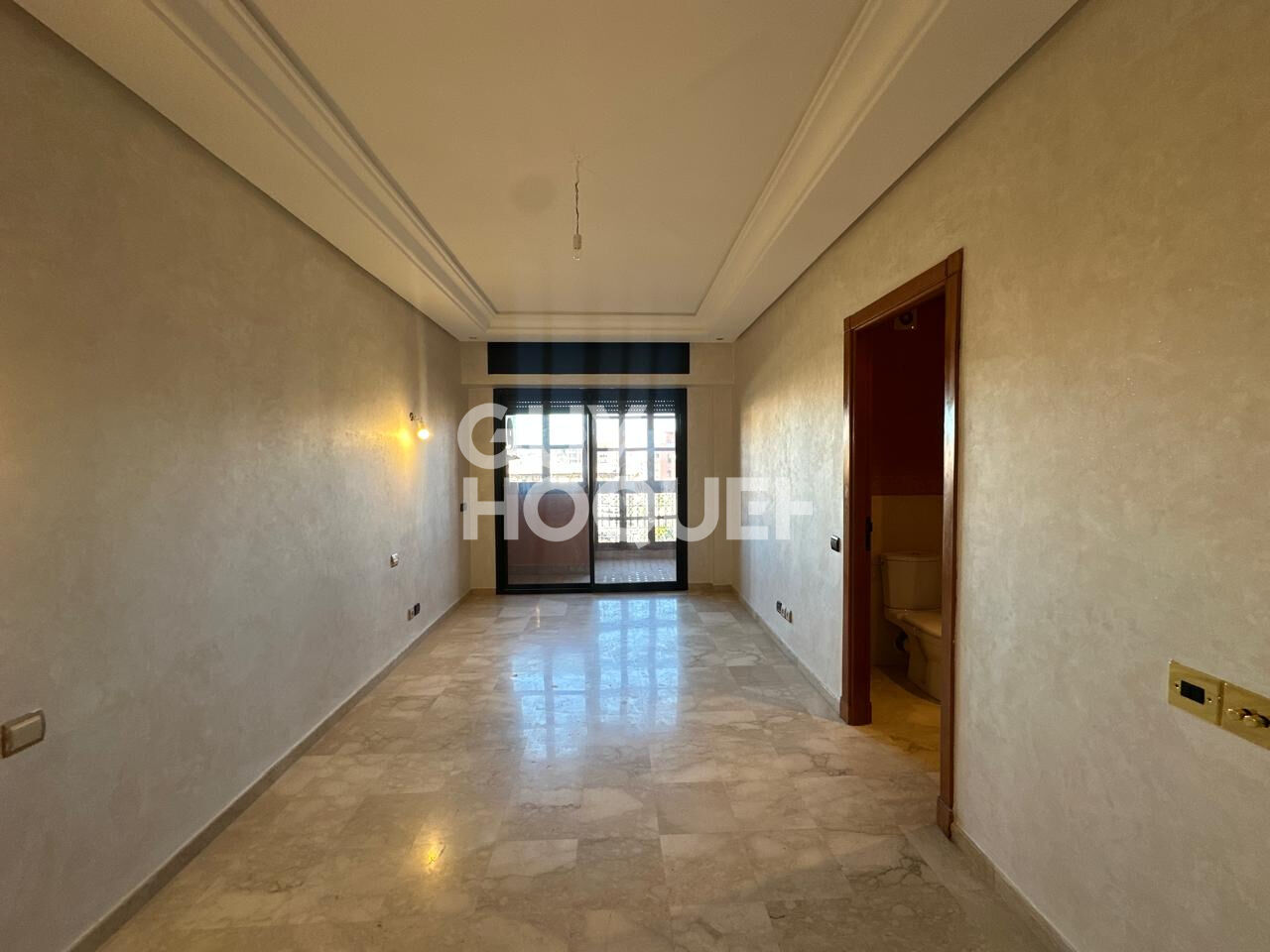 à louer: appartement 2 chambres vide à guéliz