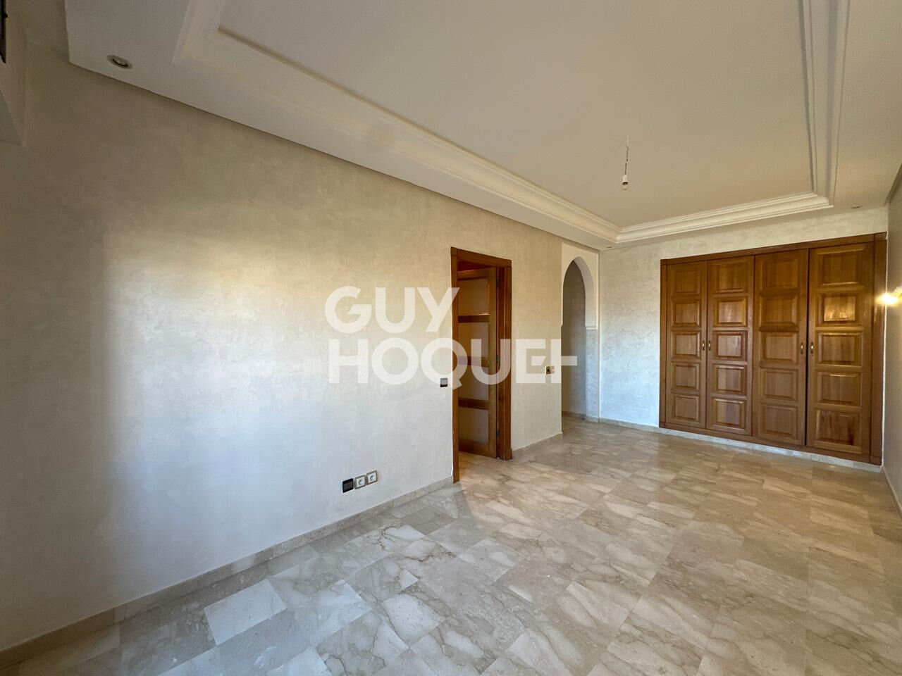 à louer: appartement 2 chambres vide à guéliz