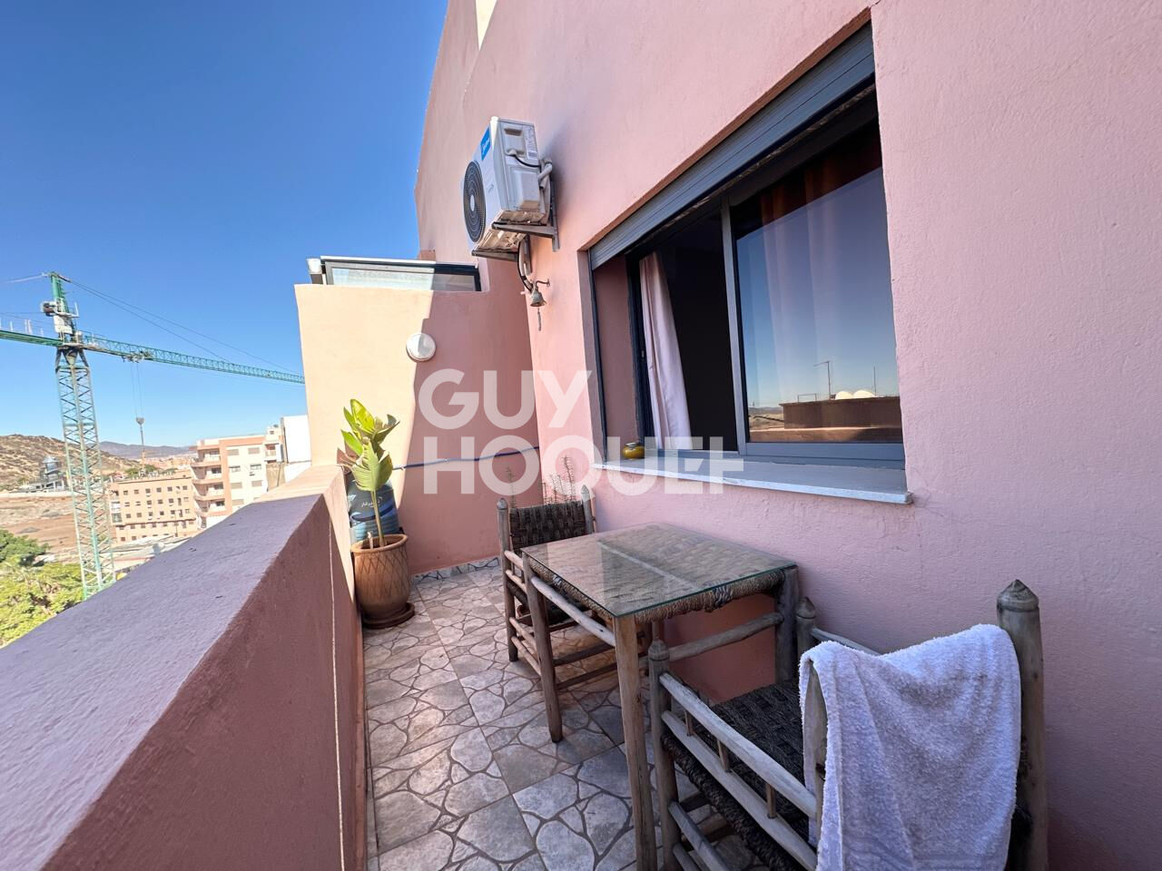 à louer: appartement 1 chambre sur la route de casa 