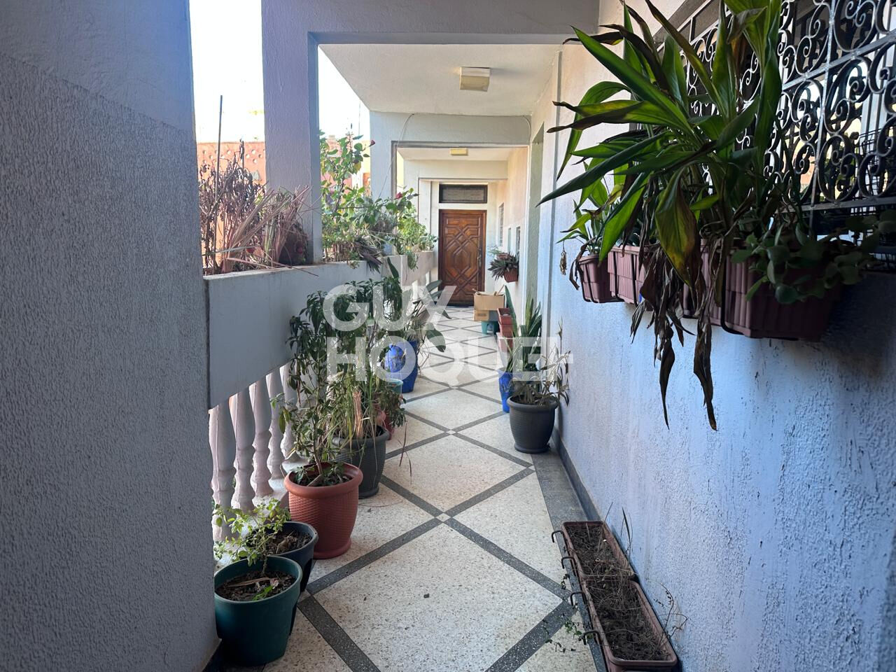 À vendre : Appartement spacieux de 4 pièces à Marrakech, secteur Victor Hugo