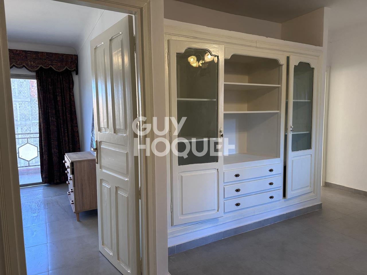 À vendre : Appartement spacieux de 4 pièces à Marrakech, secteur Victor Hugo