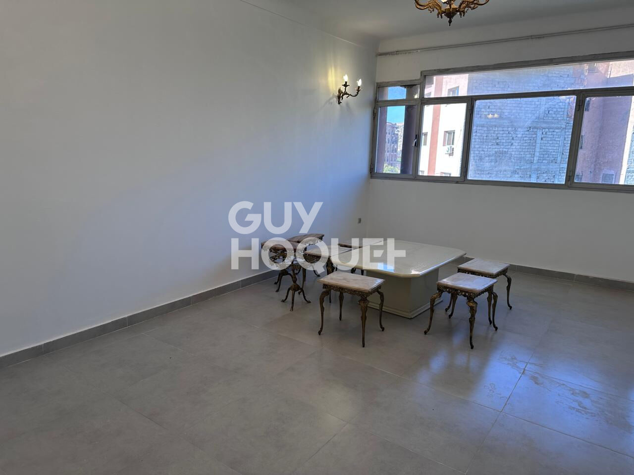 À vendre : Appartement spacieux de 4 pièces à Marrakech, secteur Victor Hugo