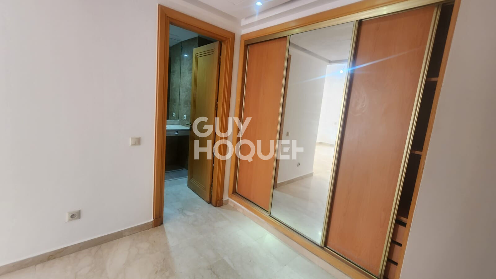 ACHAT/VENTE  Appartement  T 3 100m² résidence avec piscine. Idéal invest.