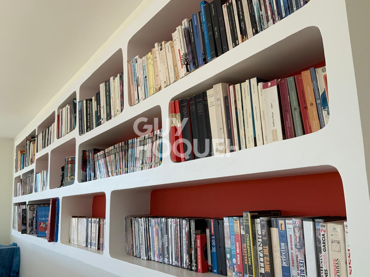 à louer maison plain pied 520m² sur la route de fes