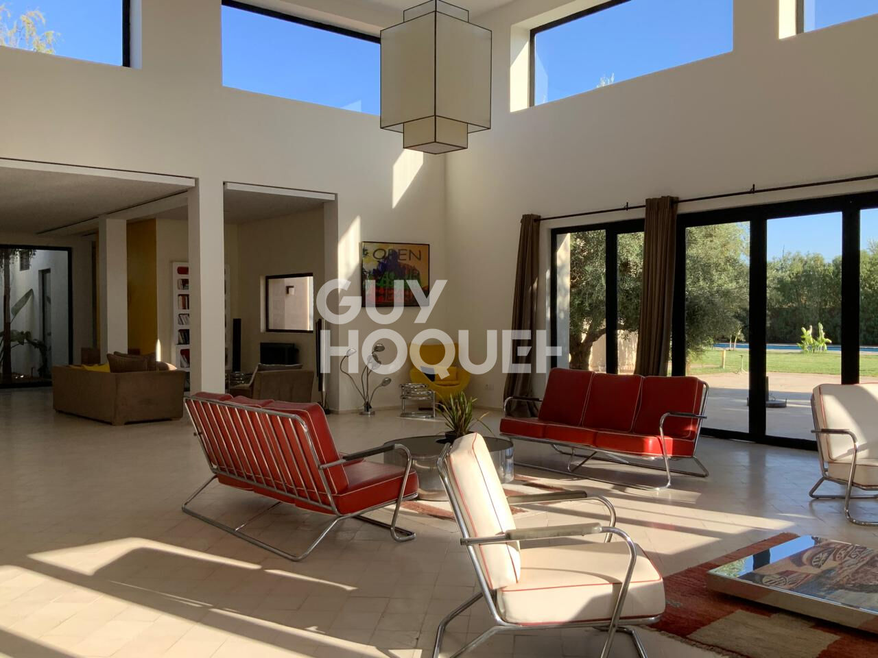 à louer maison plain pied 520m² sur la route de fes