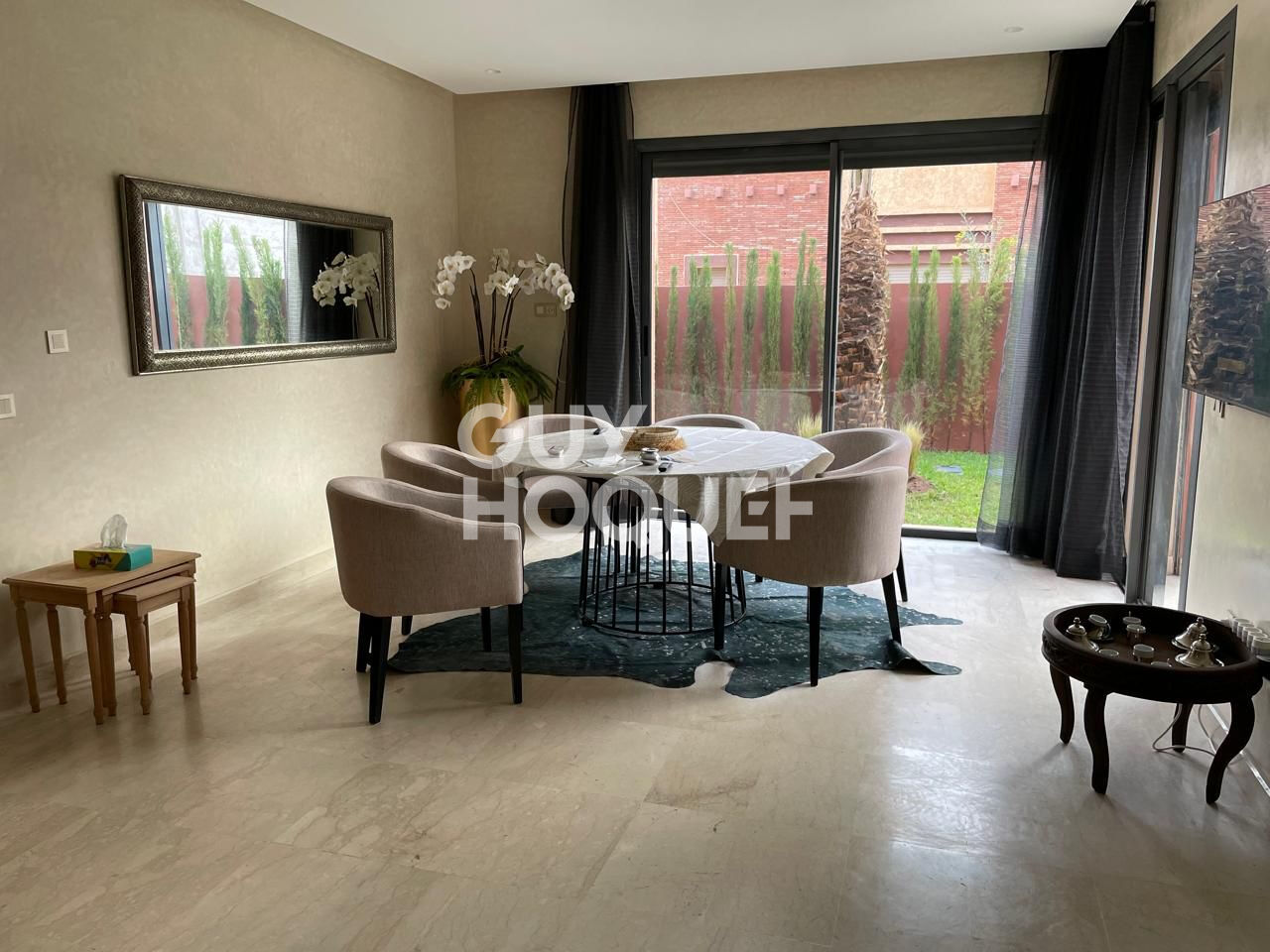 Superbe villa moderne avec piscine et jardin , Route de l'Ourika, Marrakech