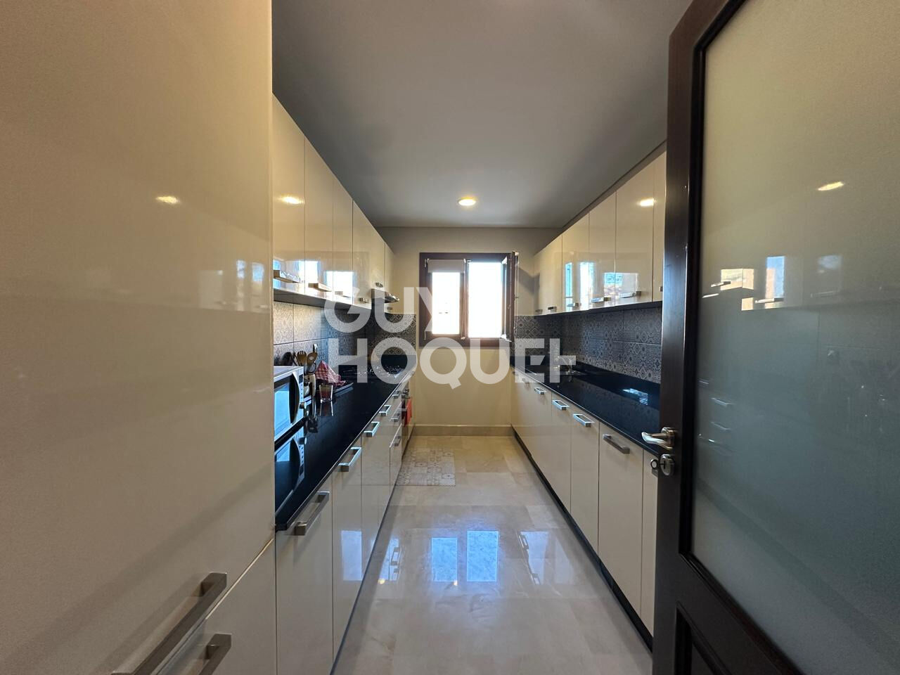 À louer: bel appartement 2 ch avec piscine à gueliz