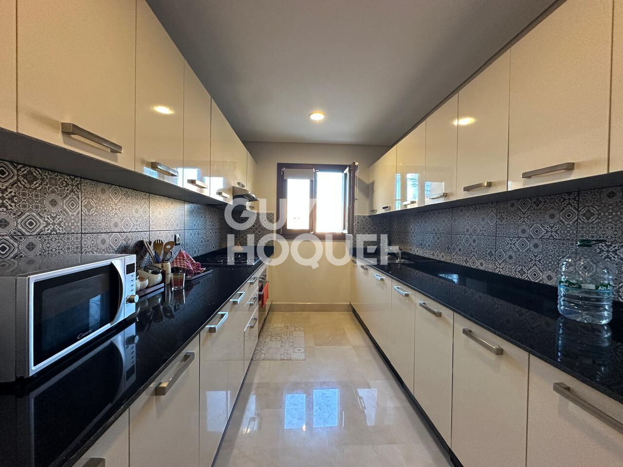 À louer: bel appartement 2 ch avec piscine à gueliz