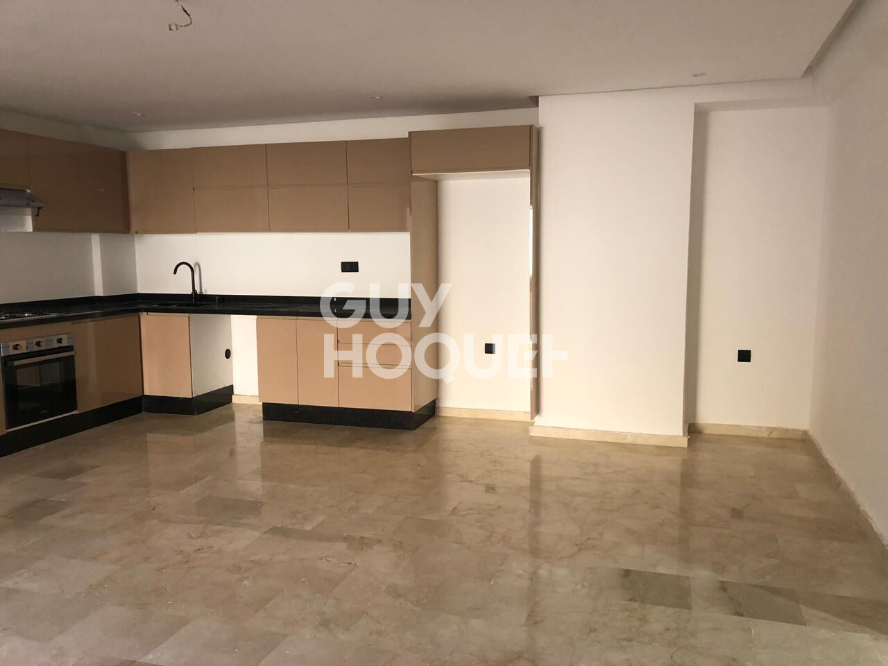 Appartement 4 pièces à vendre à Camp Ghoul, Marrakech - Réf 260056VE