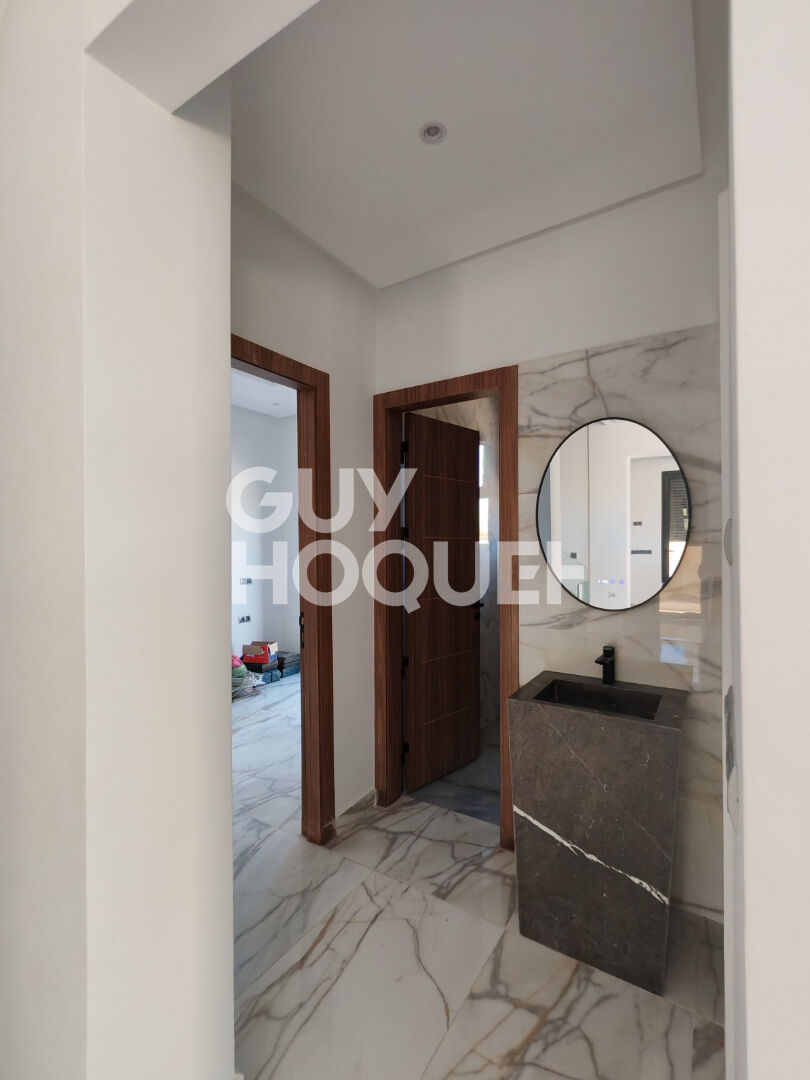 ACHAT/VENTE A Vendre Villa 4 Chambres