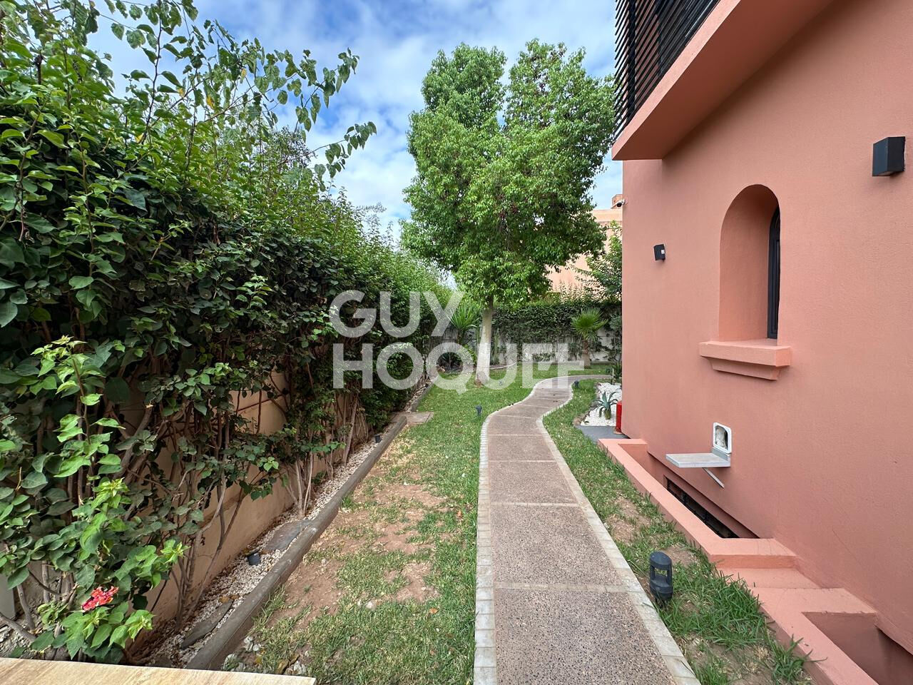 Achat-Vente Villa à vendre à golf AMELKIS 4 chambres sans vis a vis 4 chs