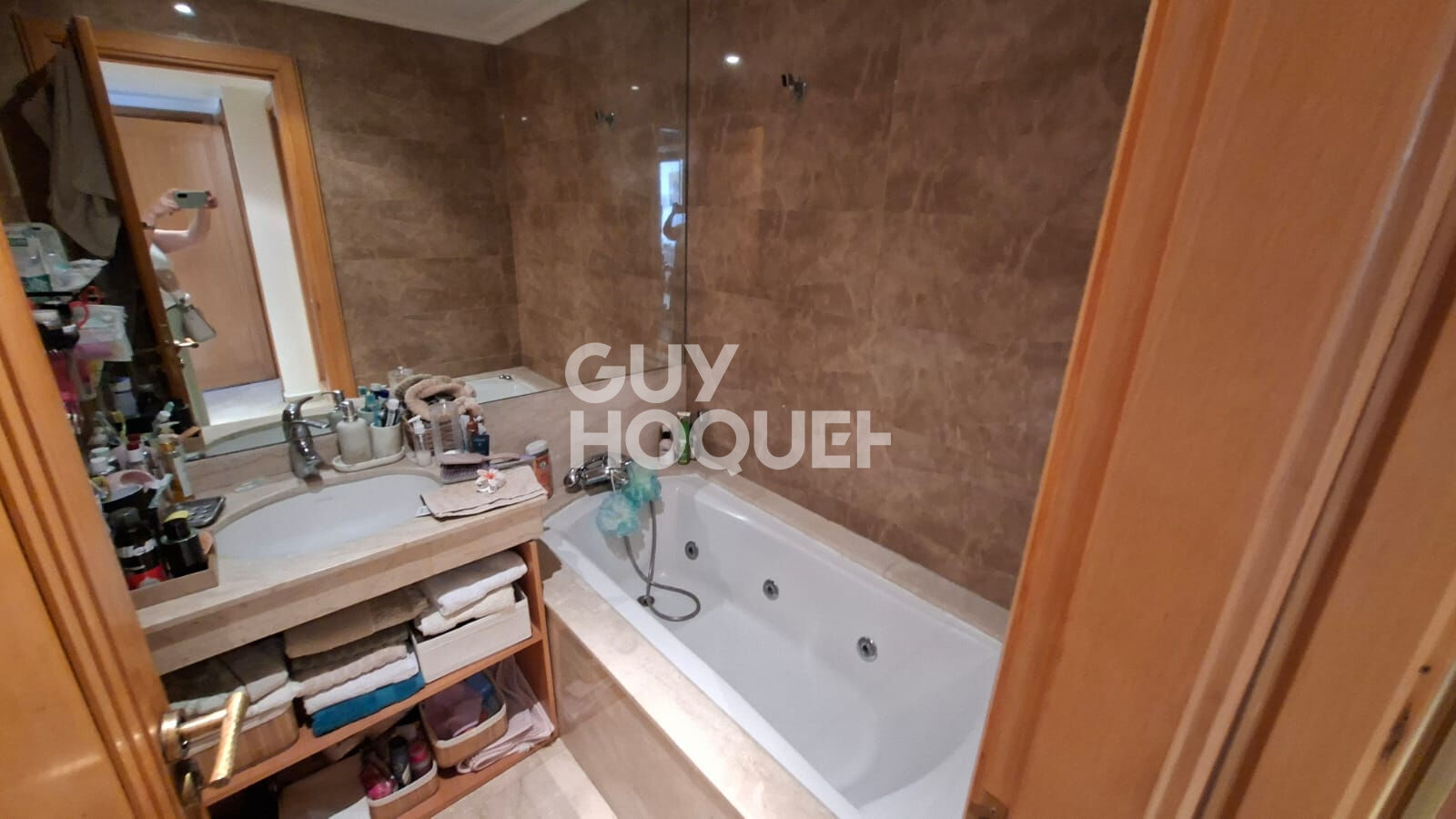Achat  Vente  Appartement  3 chambres  résidence  avec  piscine
