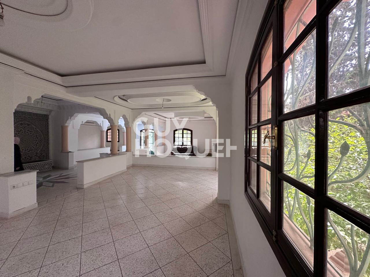 Achat/vente villa  de 400 m² sur un terrain de 600m²