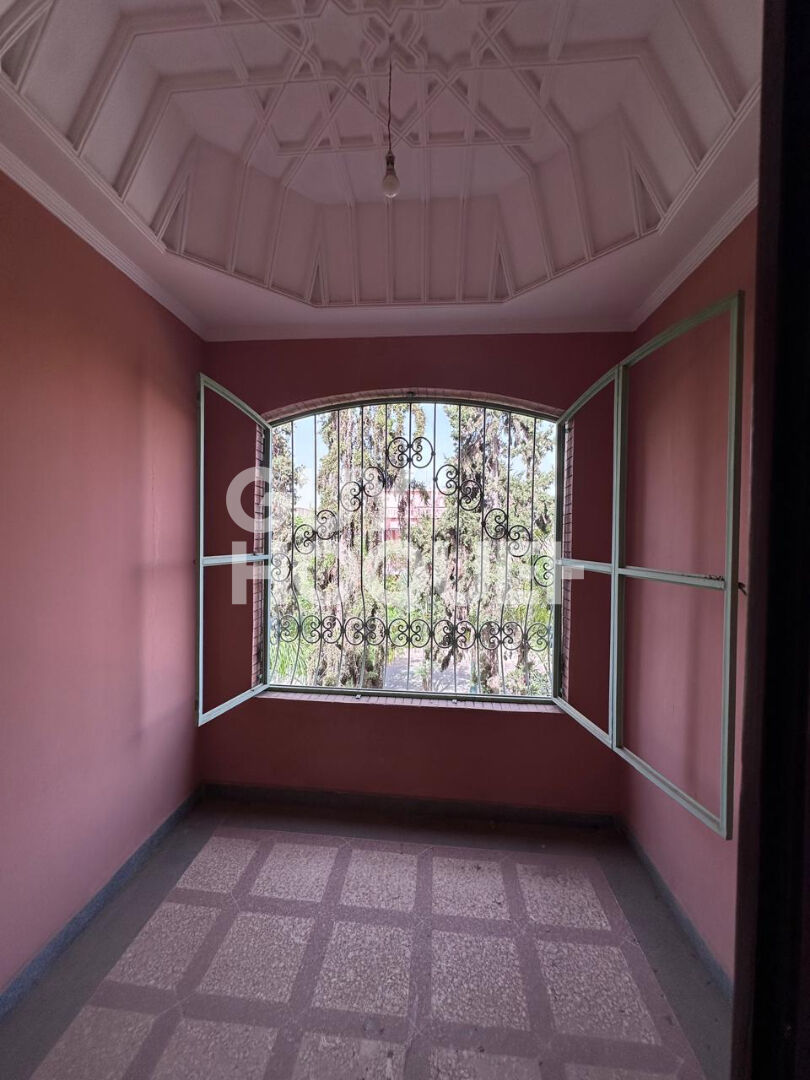 Achat/vente villa  de 400 m² sur un terrain de 600m²