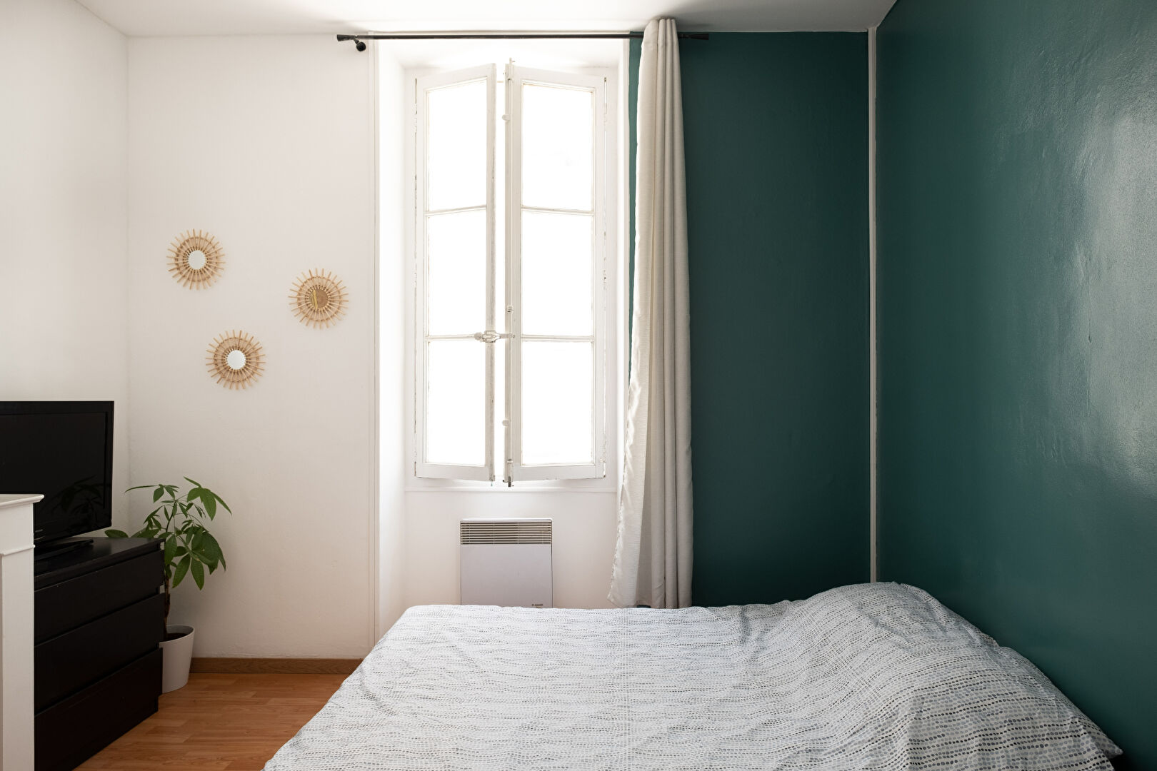 APPARTEMENT MARSEILLE 13002 T1 MEUBLE
