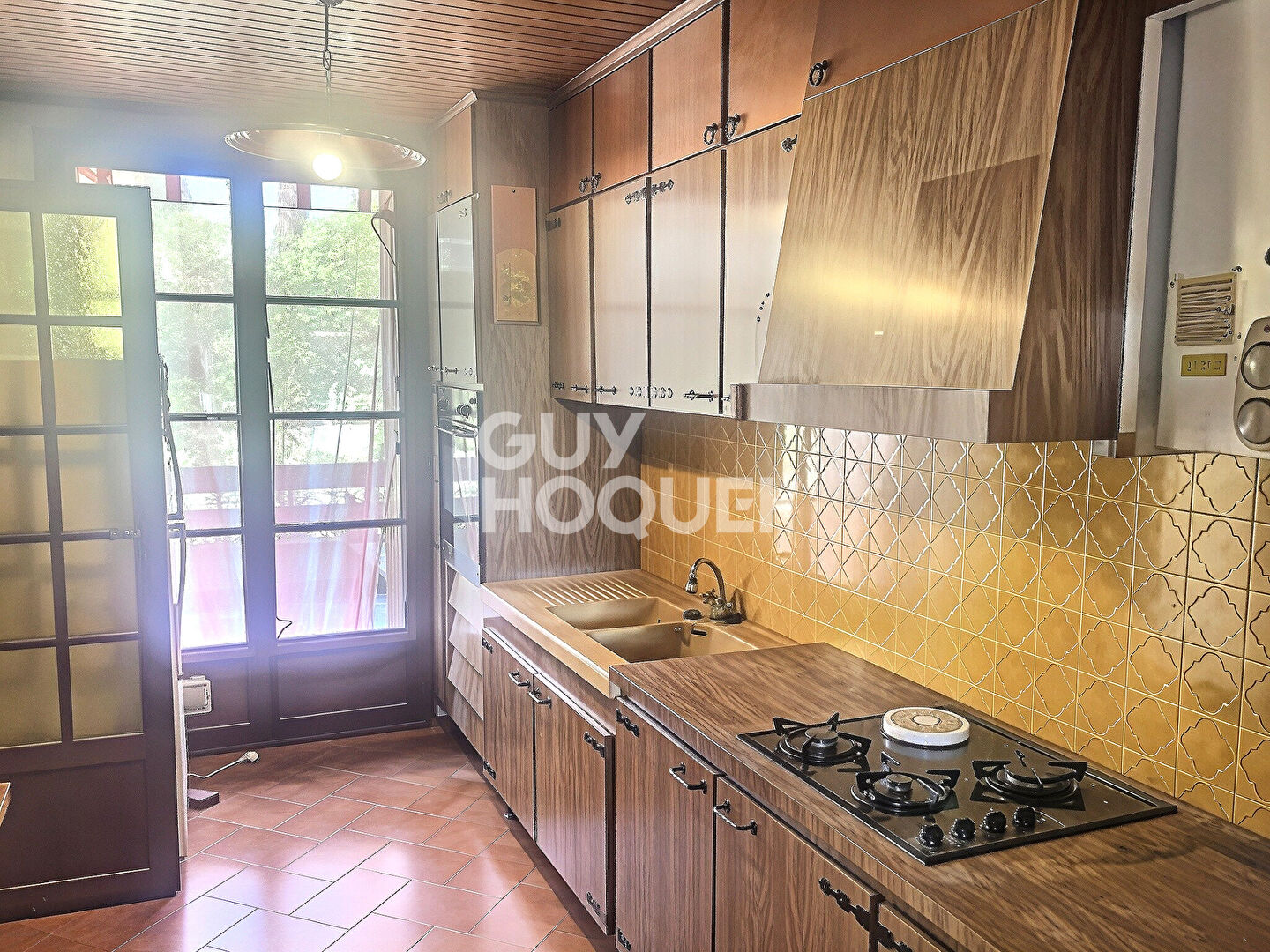 A VENDRE  PAVILLON 4 pièce(s) 80 m2 AVEC GARAGE, JARDIN ET CAVE AU PARC DES AMANDIERS 13170 LES PENNES MIRABEAU