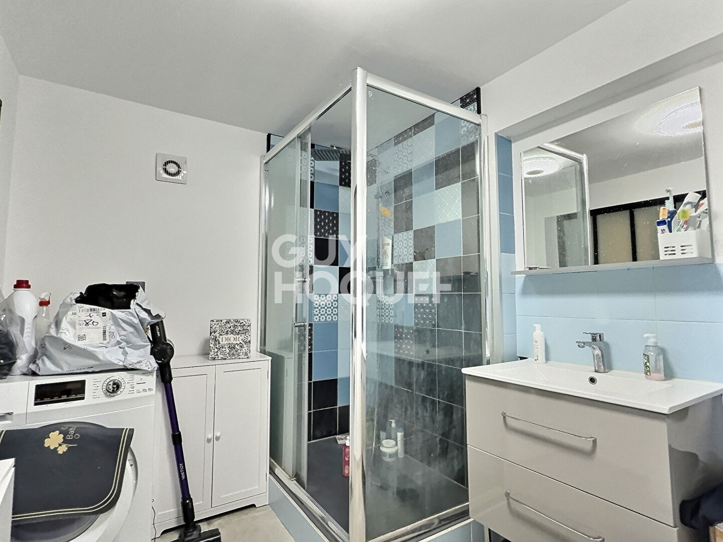 À louer - T3 avec mezzanine dans un mas provençal à Fuveau avec piscine