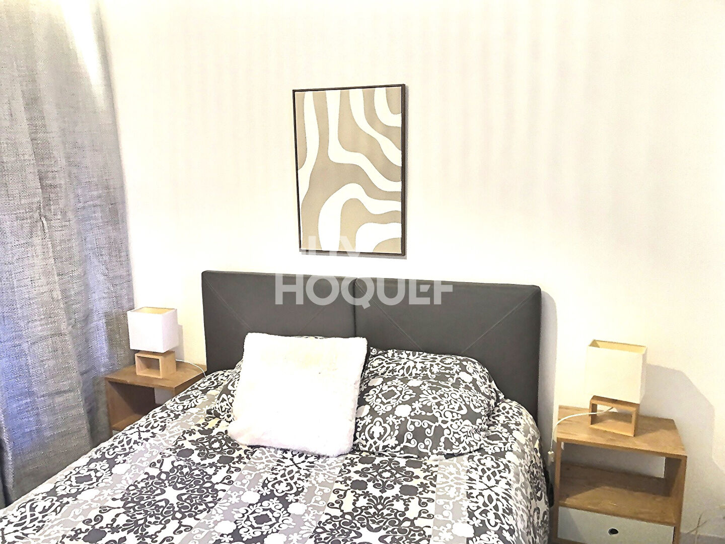 A VENDRE Appartement  2 pièces de  40 m2  AVEC UNE PLACE DE PARKING  BANDOL 83150