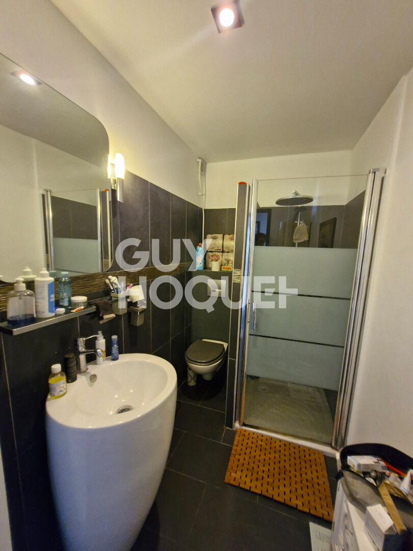 Appartement de 114 m2 avec patio de 30m² - Boulevard de la Belliarde