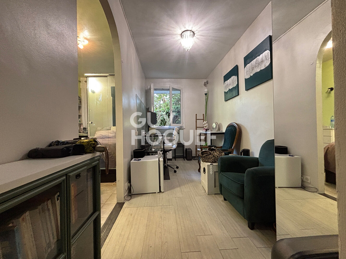 A vendre 2 chambres de service réunies de 18,'45 m²  13008 Marseille