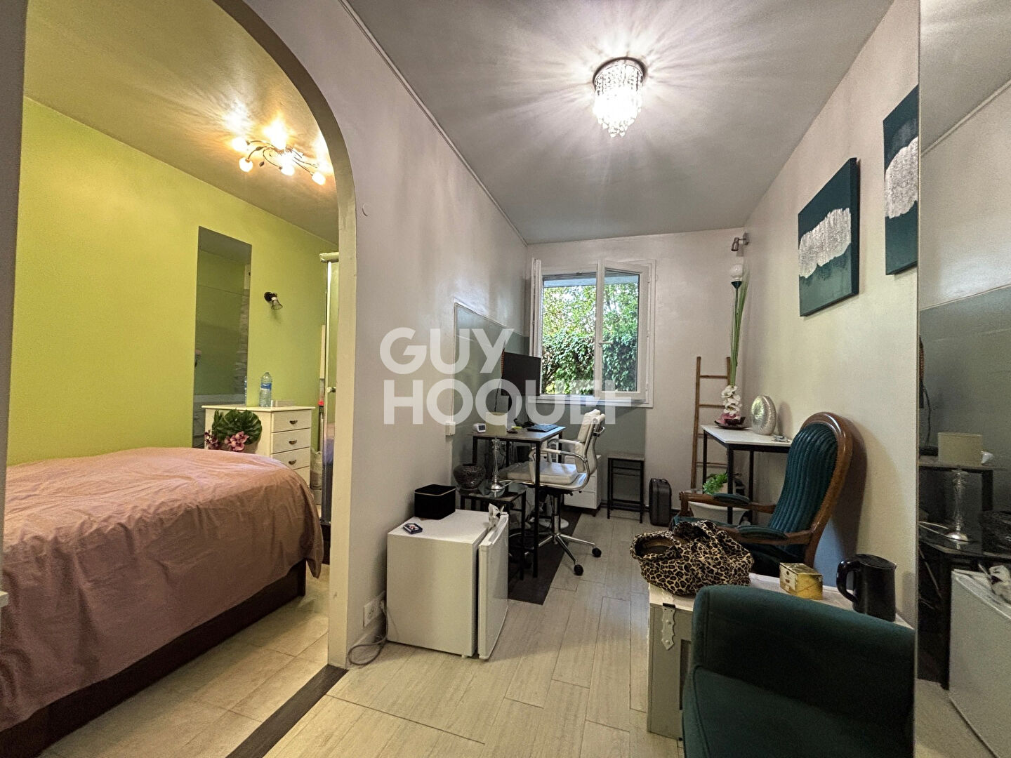 A vendre 2 chambres de service réunies de 18,'45 m²  13008 Marseille