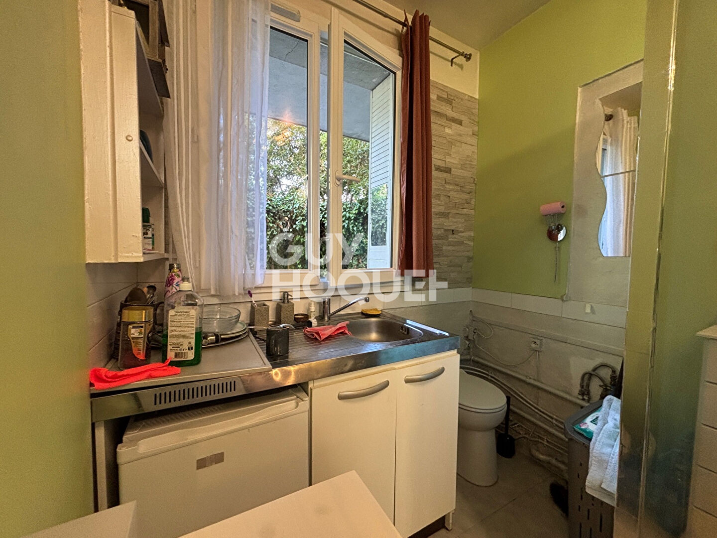 A vendre 2 chambres de service réunies de 18,'45 m²  13008 Marseille