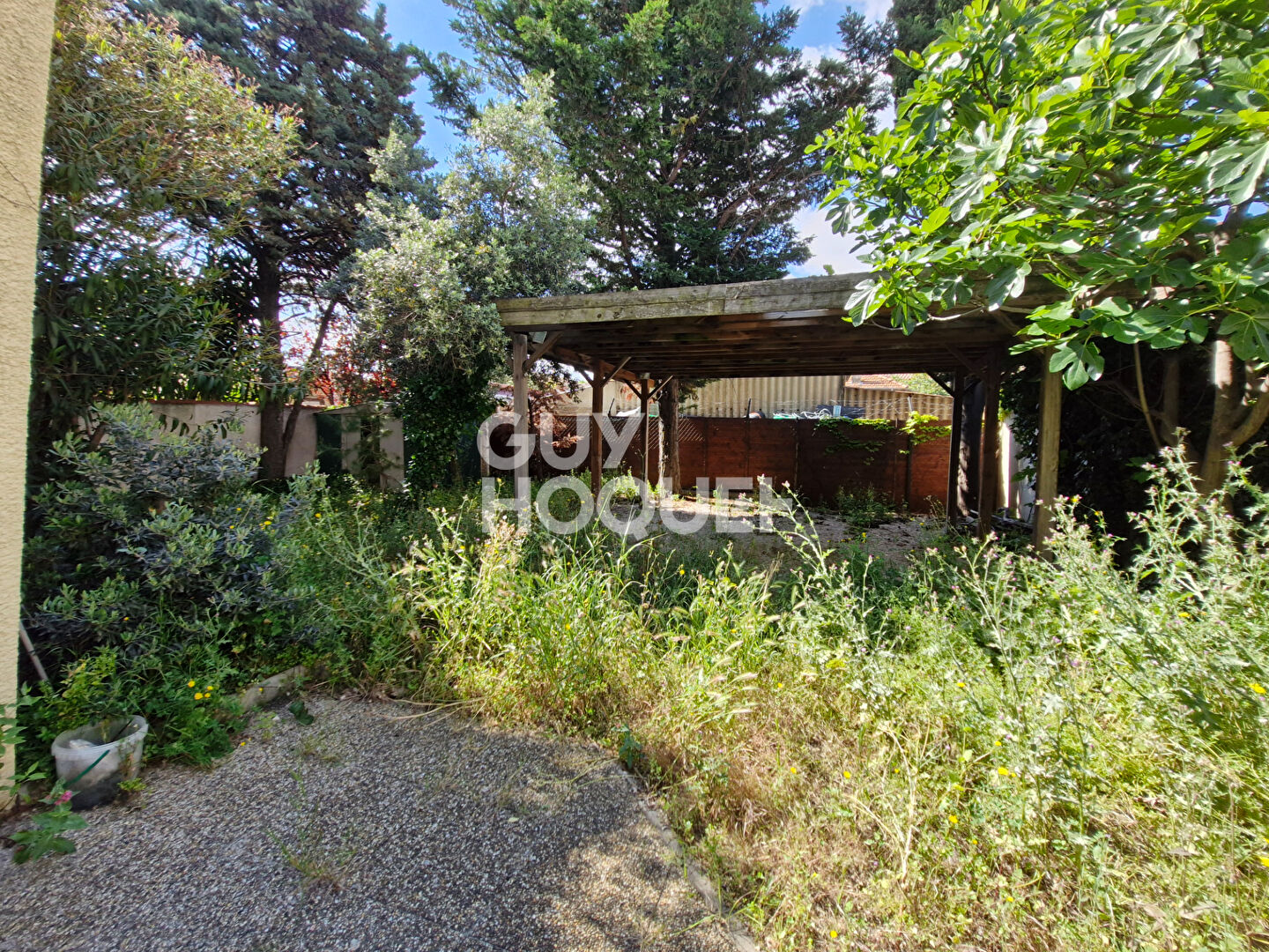 Immeuble MARSEILLE 13014  SAINTE-MARTHE Idéal investisseur  Local 285 m² avec fort potentiel + terrain 406 m² + surélévation possible