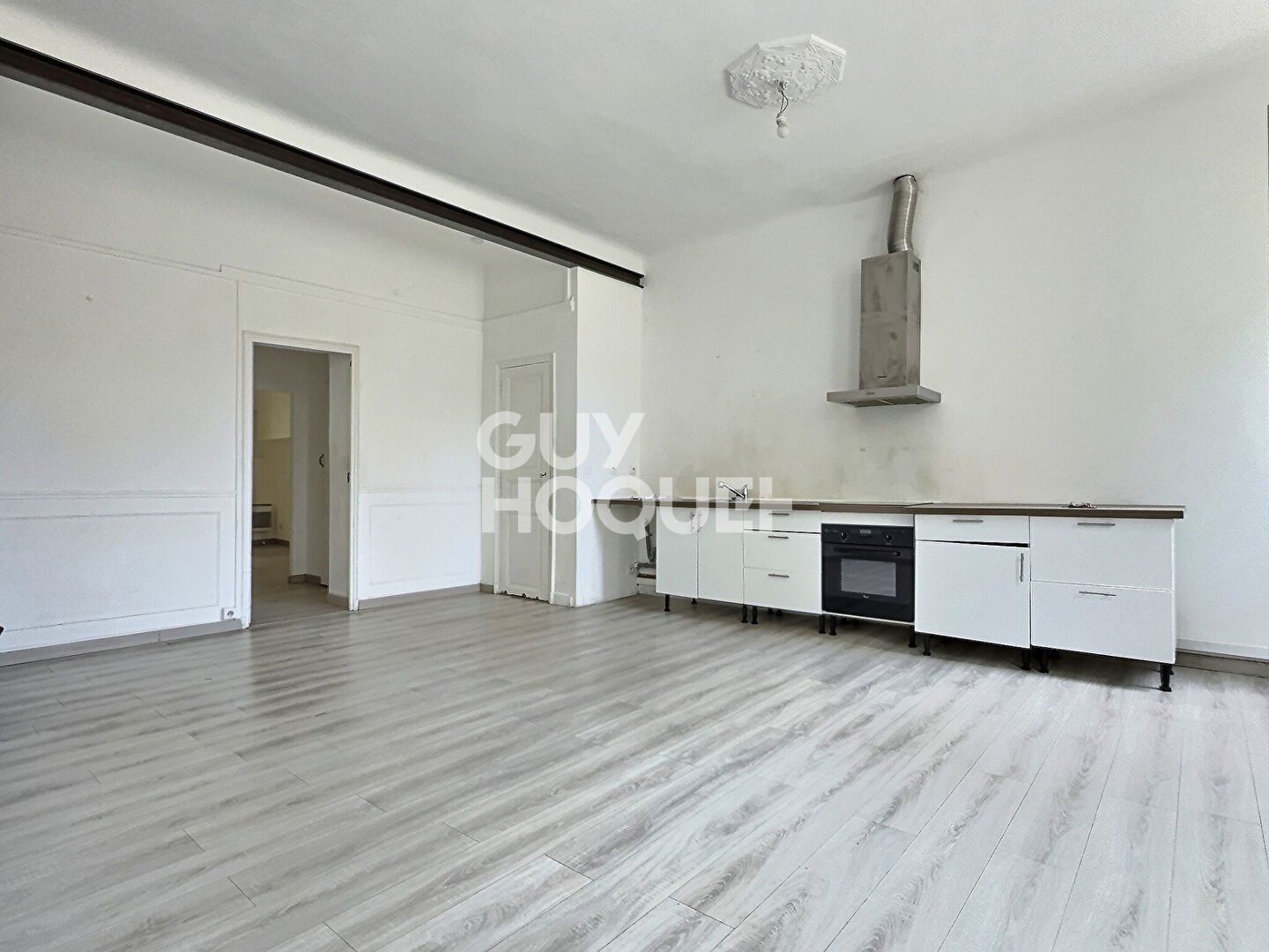 T4 - RUE SAINTE 13001 - A VENDRE