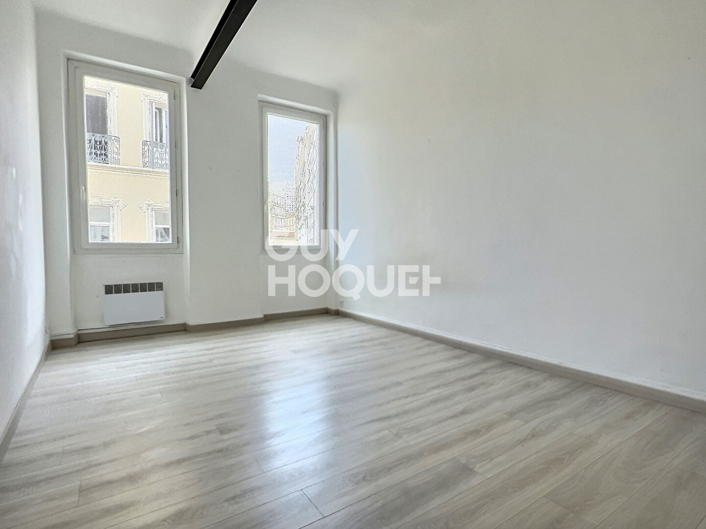 T4 - RUE SAINTE 13001 - A VENDRE